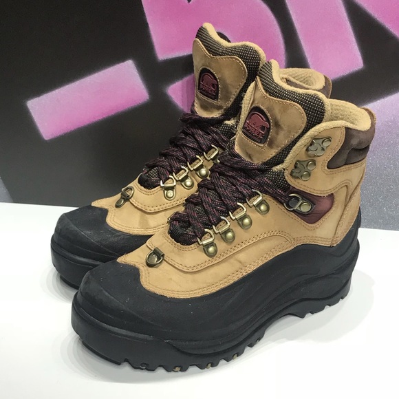 sorel women's hiking shoes
